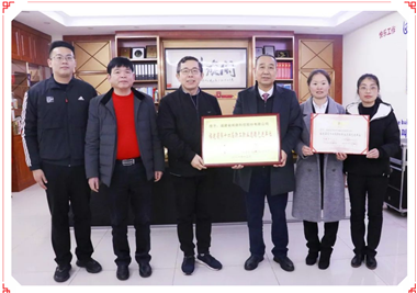 閩旋科技再添佳績，泉州市總工會黨組書記、常務(wù)副主席韓衛(wèi)華一行蒞臨指導(dǎo)工作